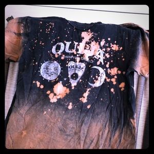 Quija Size blare black bleach dye shirt Halloween